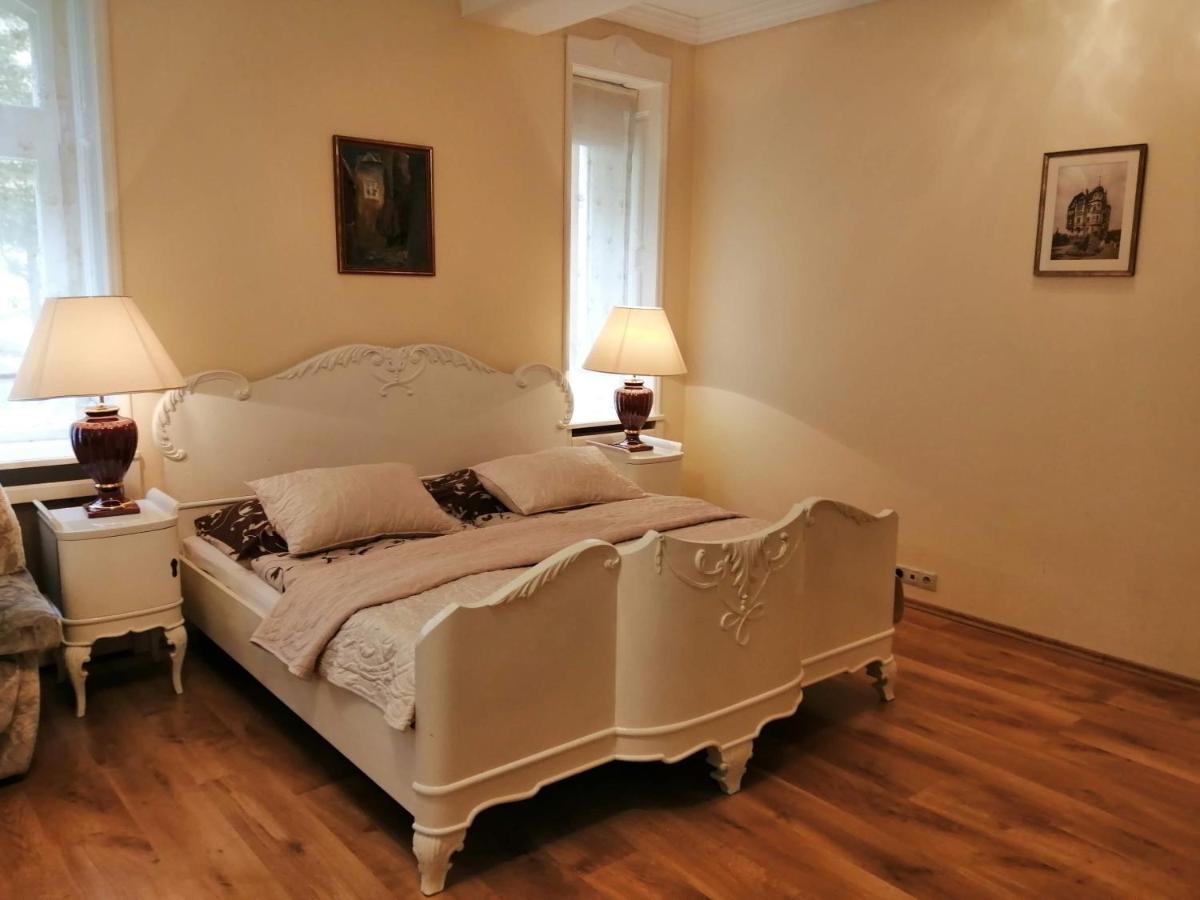Apartmany Vila Liberty Κάρλοβι Βάρι Εξωτερικό φωτογραφία